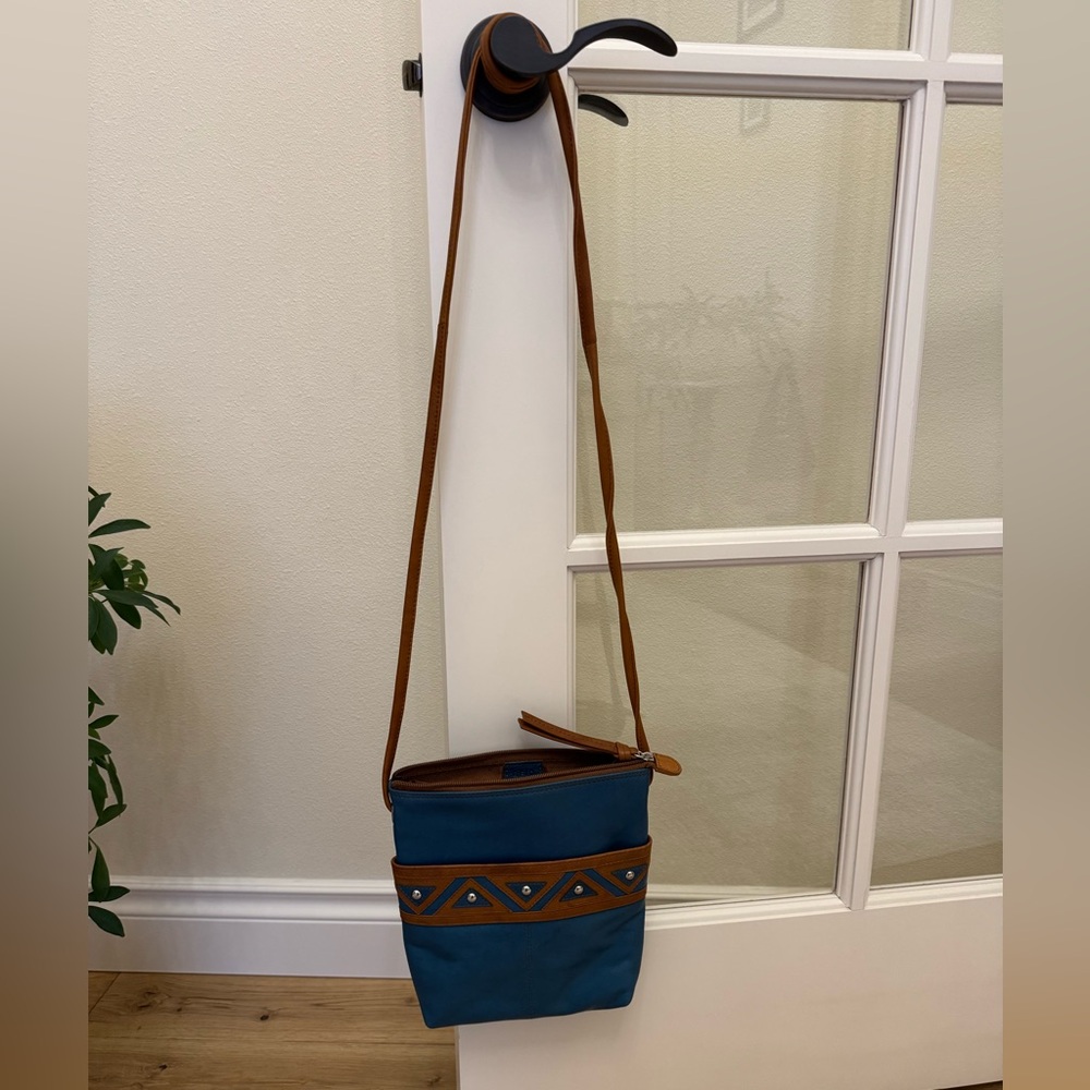 Ili New York  “genuine leather” Blue and Brown Crossbody Bag